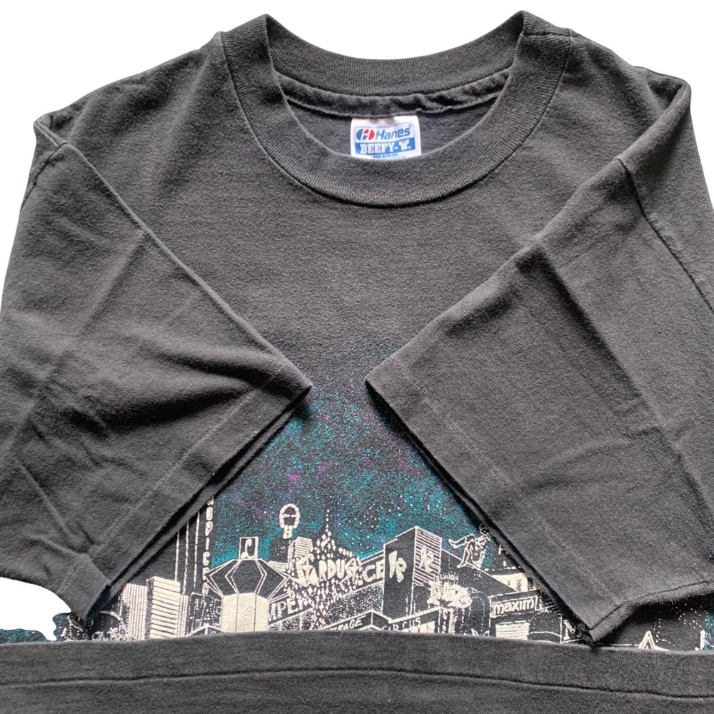 Vintage 90s Hanes Beefy-T Las Vegas Skyline Graphic T-Shirt Black Single Stitch